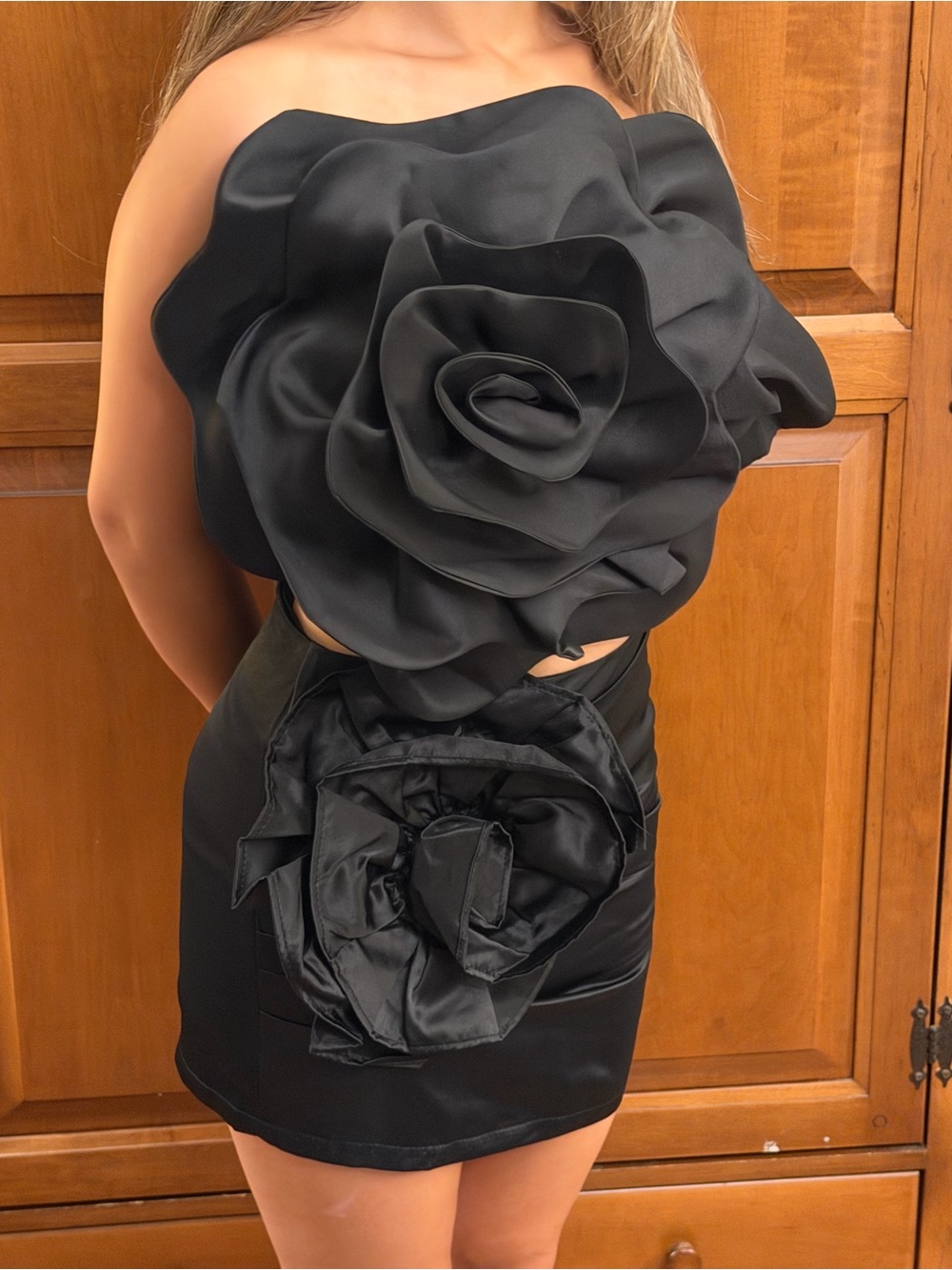 Black Satin 3D Rose Strapless Crop Top & Mini Skirt Set Size M